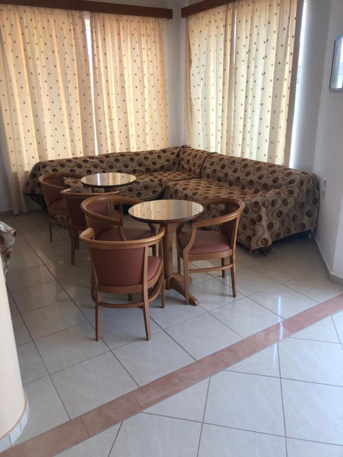 Dimitris Apartments Platanias  Exterior photo