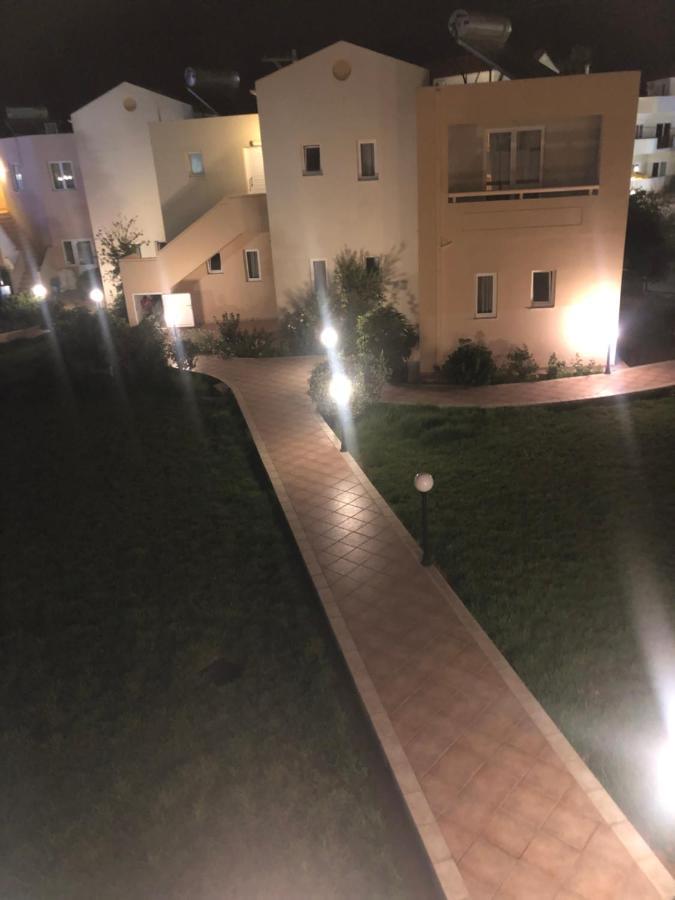 Dimitris Apartments Platanias  Exterior photo