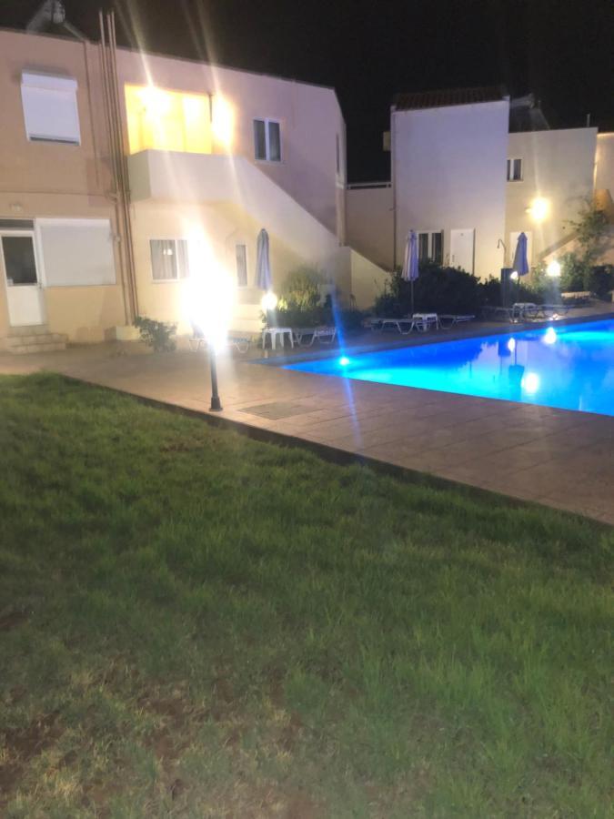 Dimitris Apartments Platanias  Exterior photo